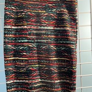 LuLaRoe Black and Red Midi Pencil Skirt Casual